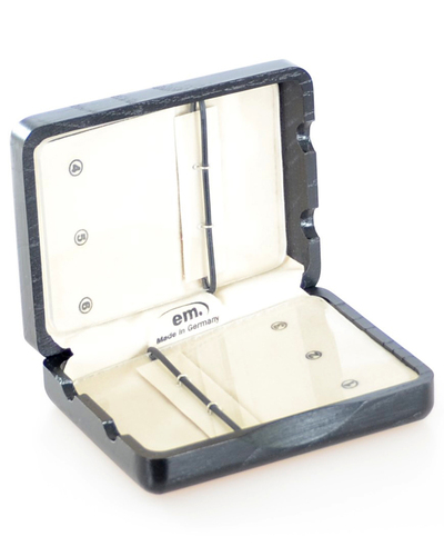 em. Blattetui für 6 Blätter 